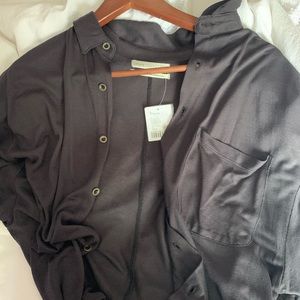 Black button up top!